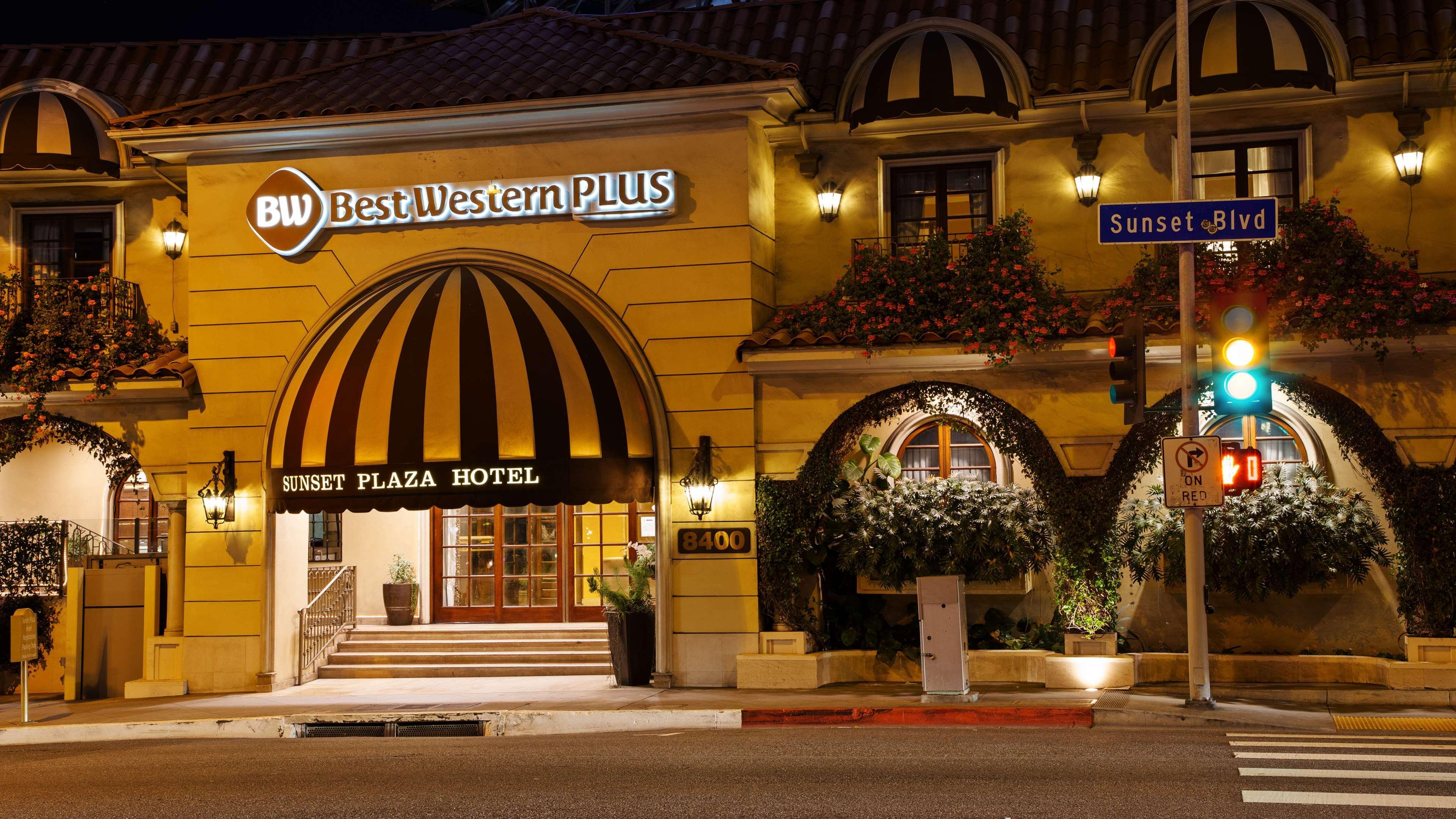 Western Sunset Plaza 4*