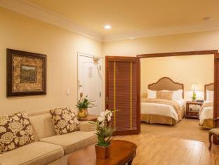 Western Sunset Plaza Hotel